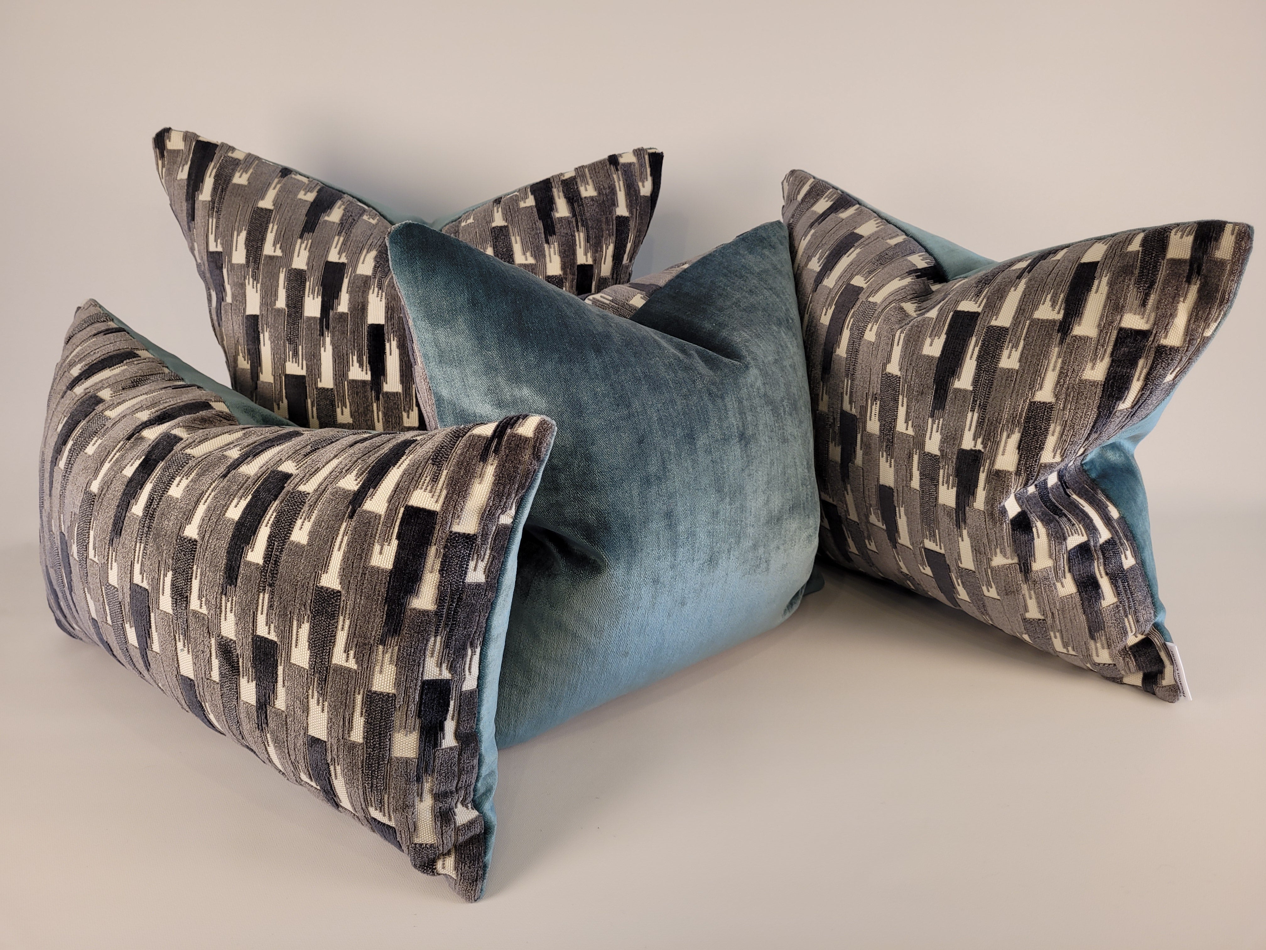 Dark teal accent clearance pillows